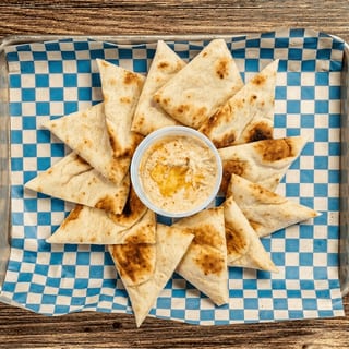 Pita & Hummus