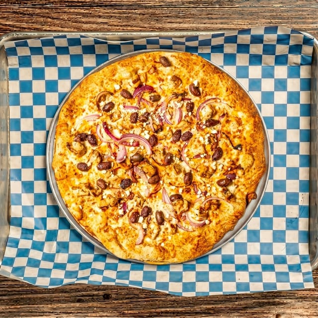 Mad Chicken Pizza.